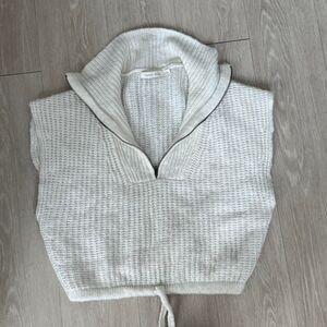 Byoung Women's White and Cream Jumper